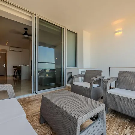 1006 Apartamento *
